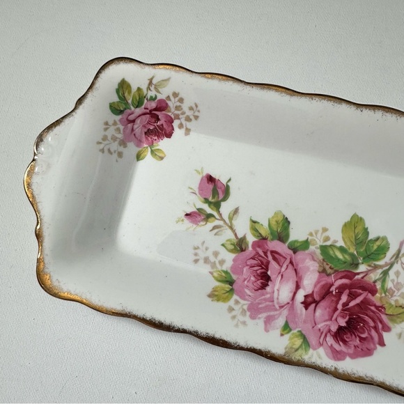 Vintage Royal Albert Serving Plate - American Beauty - Picture 3 of 7
